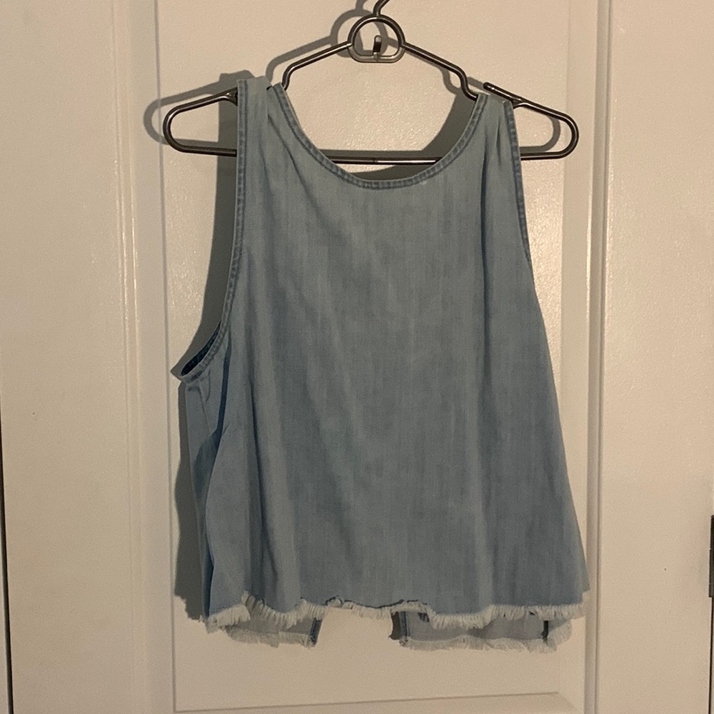 Denim Aerie Top. XL